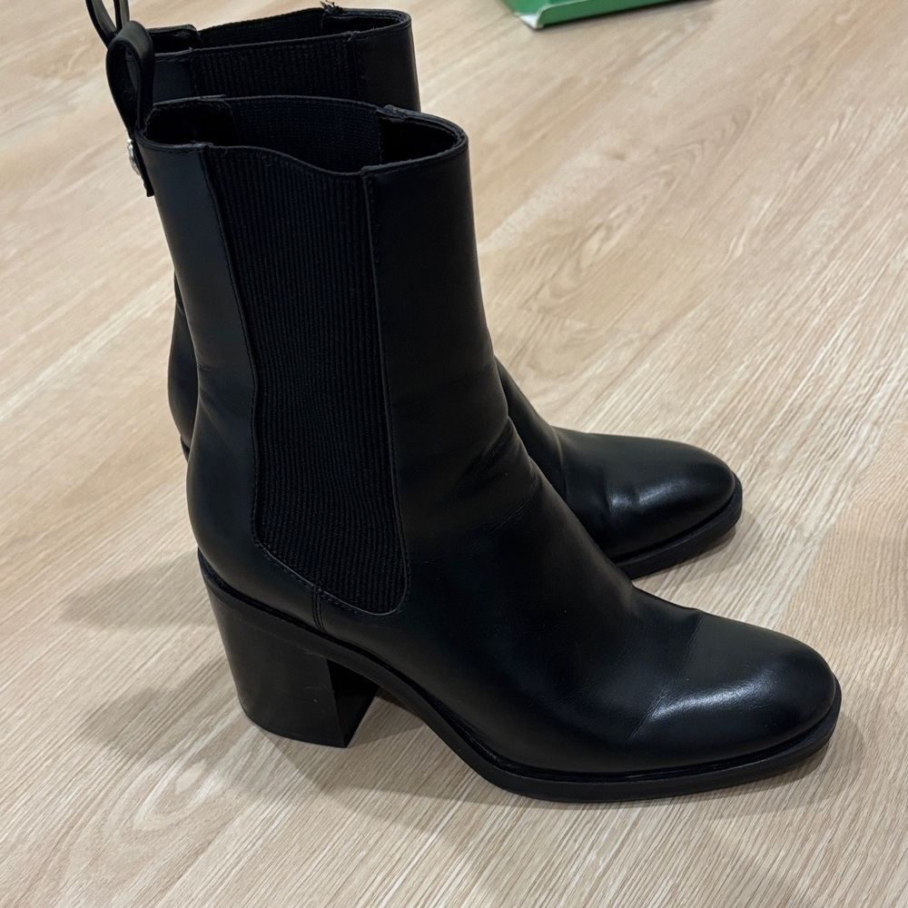 Black booties with heels sz38
